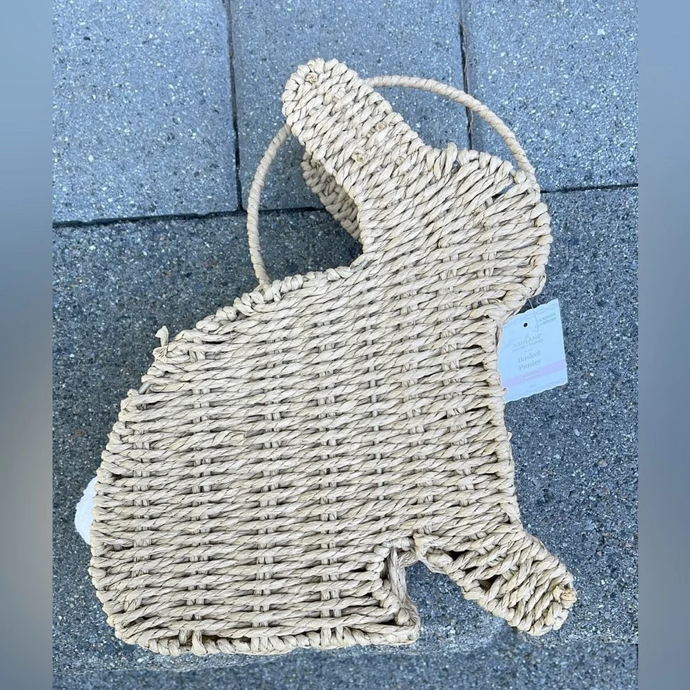NEW Adorable Bunny Basket